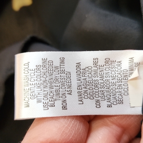 Studio I Sleeveless Black Floral Dress - Picture 6 of 6